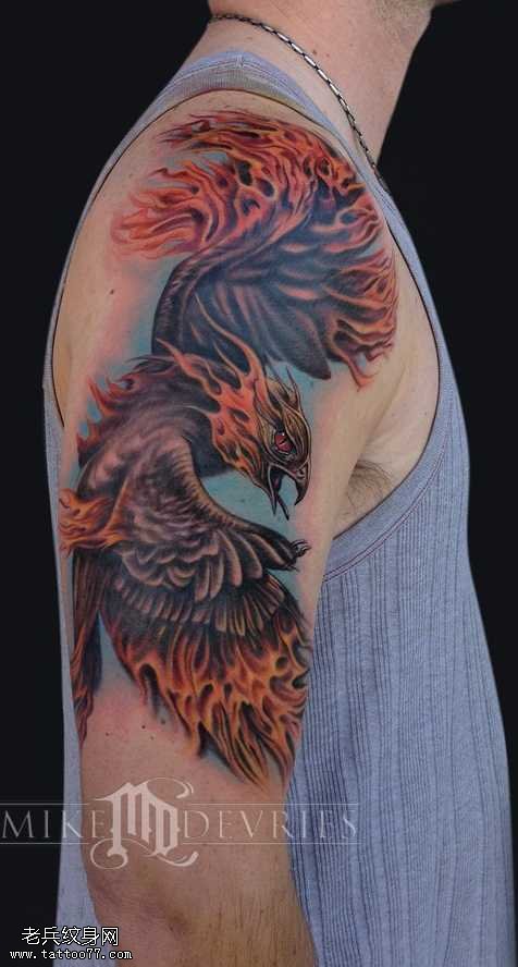 胳膊火鸟纹身图案