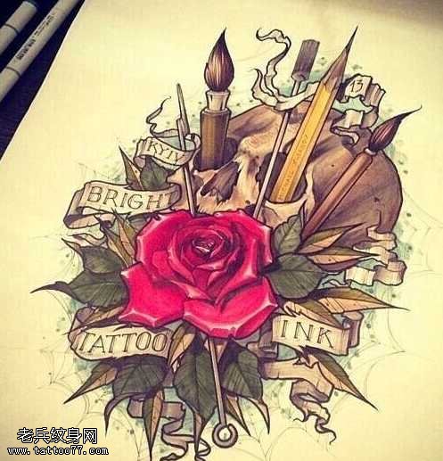 手稿玫瑰纹身图案
