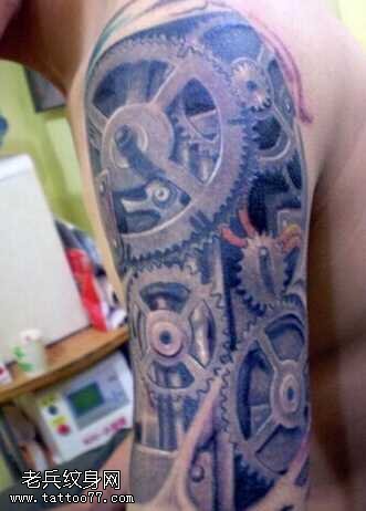 胳膊机器纹身图案