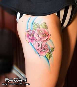 腿部粉玫瑰纹身图案