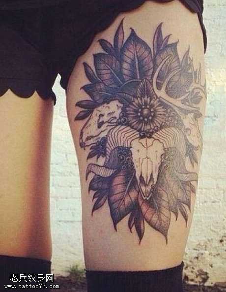 腿部羚羊骷髅纹身图案