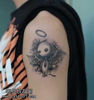 胳膊小天使纹身图案