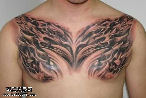 胸部生物骨纹身图案