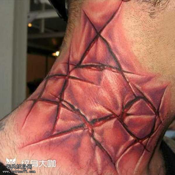 撕皮血肉纹身图案