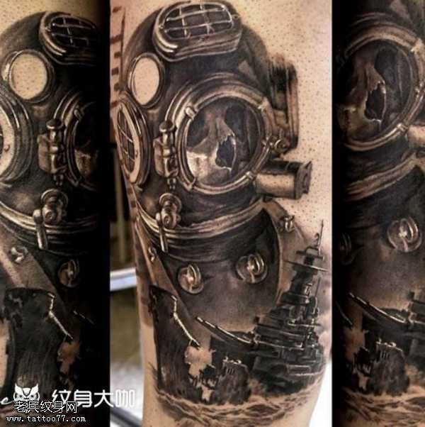 腿部星球人员纹身图案