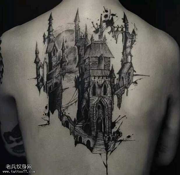 背部古房纹身图案