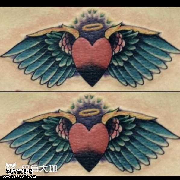 背部爱心翅膀纹身图案