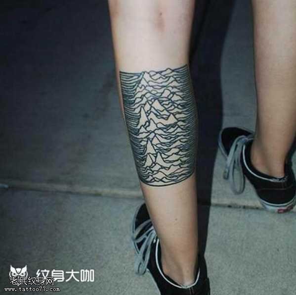 腿部大山纹身图案