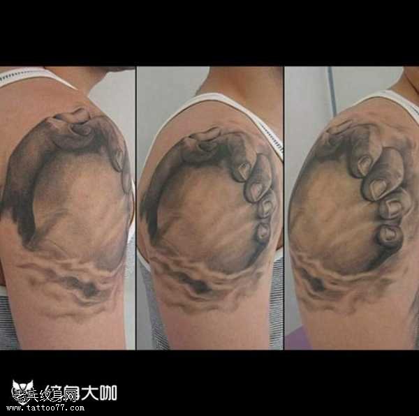 胳膊手纹身图案