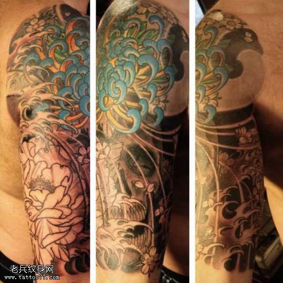 胳膊菊花纹身图案