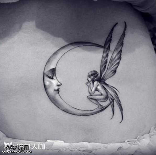 腰部日月精灵纹身图案