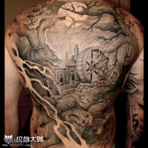 背部南瓜纹身图案