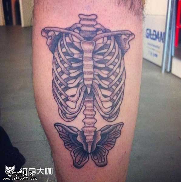 腿部骨骼纹身图案