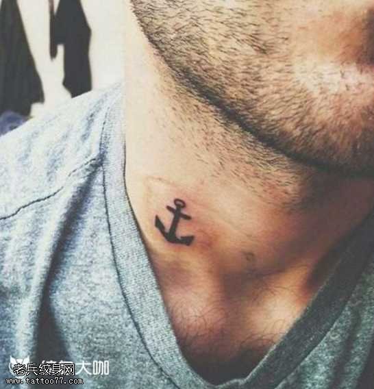 脖子小船锚纹身图案