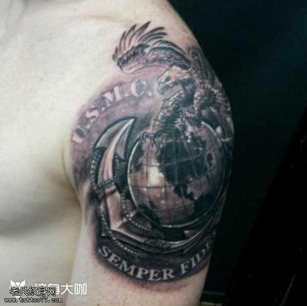 胳膊地球仪纹身图案