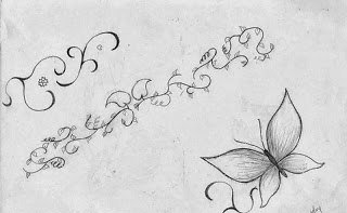 背上藤蔓纹身图案