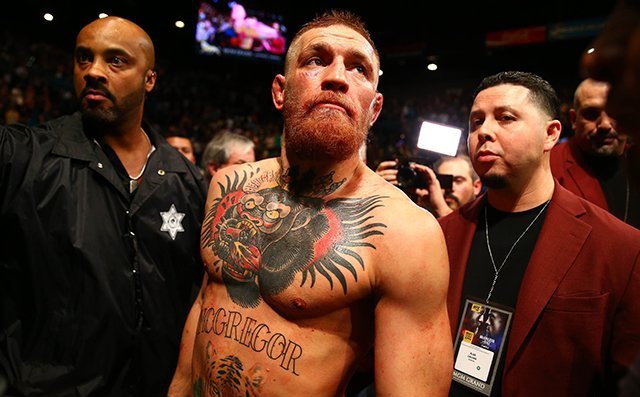 UFC无限制综合格斗赛场上的选手纹身图案