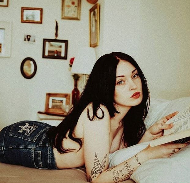 超性感的欧美纹身美女图