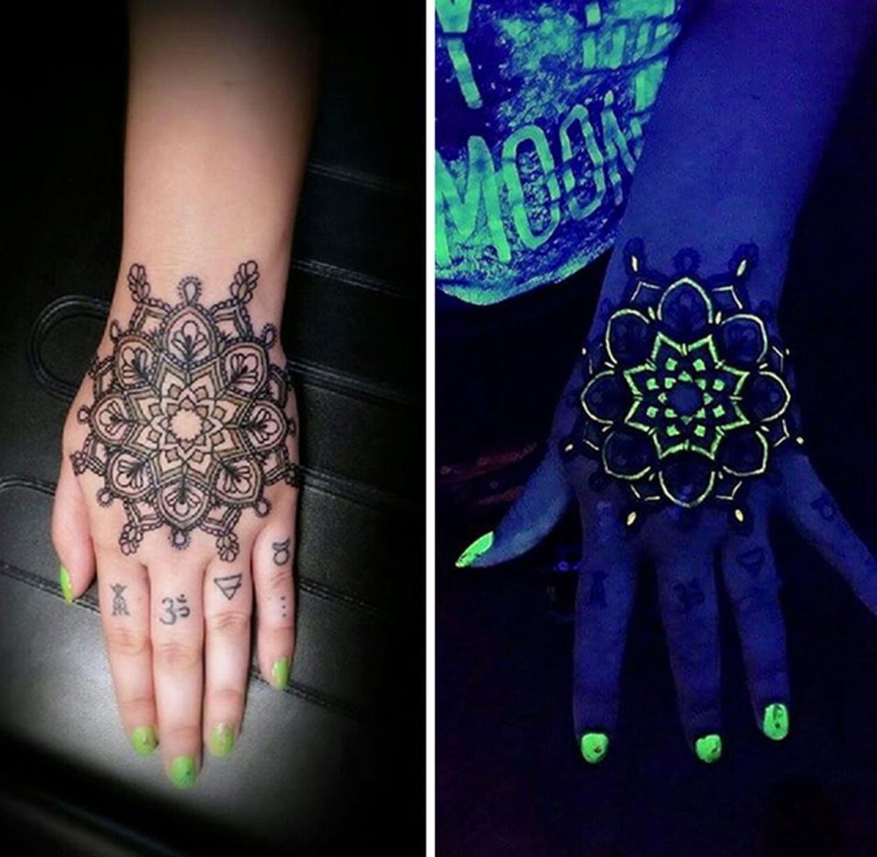 背后上隐形月夜下的恶魔纹身图案