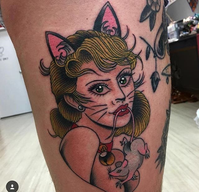 不注意还看不出的蝙蝠和猫女纹身图案