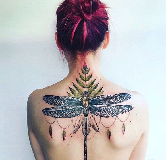 多款女性蜻蜓纹身图案