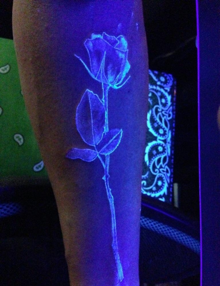 霸气的老虎荧光隐形纹身图案