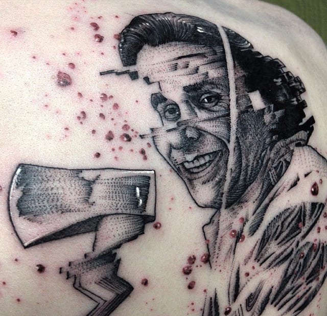 大臂上水波纹折射弯曲人物和铁路隧道纹身图案