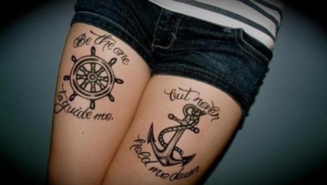 传统风格刺破红心的船锚纹身图案