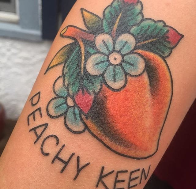 22款各式各样的桃子图案纹身