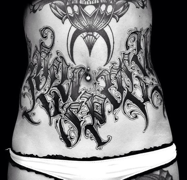 抽象的刻字纹身图案来自戈尔多