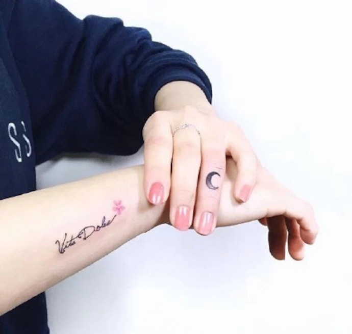 一组大气又不失个性的简约纹身图案