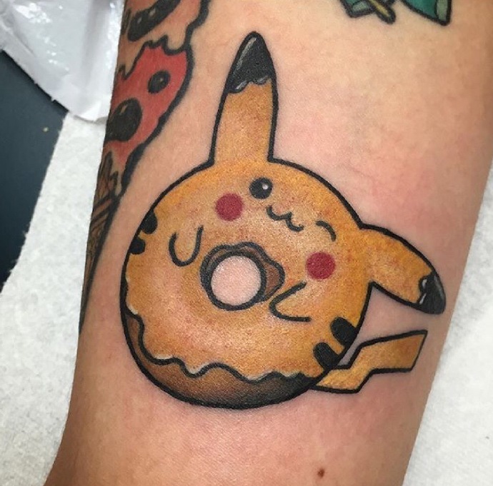 分享一组甜甜圈纹身图案很可爱