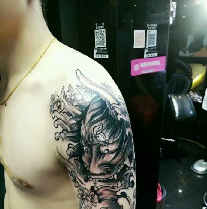 大臂传统个性的小般若纹身图案