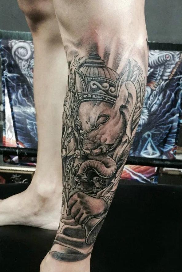 包小腿黑白新传统象神纹身图案