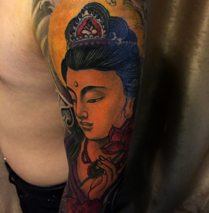 两款不同图案的炫酷手臂纹身图案