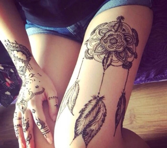 一组时尚派的女生海娜纹身图案