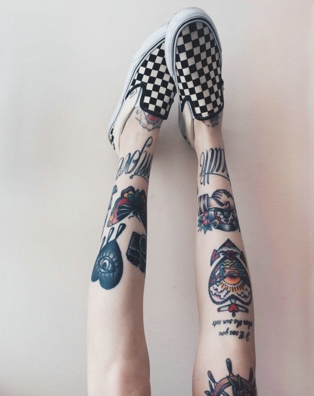 分享一组时髦女性大花腿纹身图案