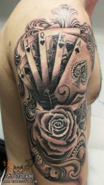 胳膊扑克纹身图案