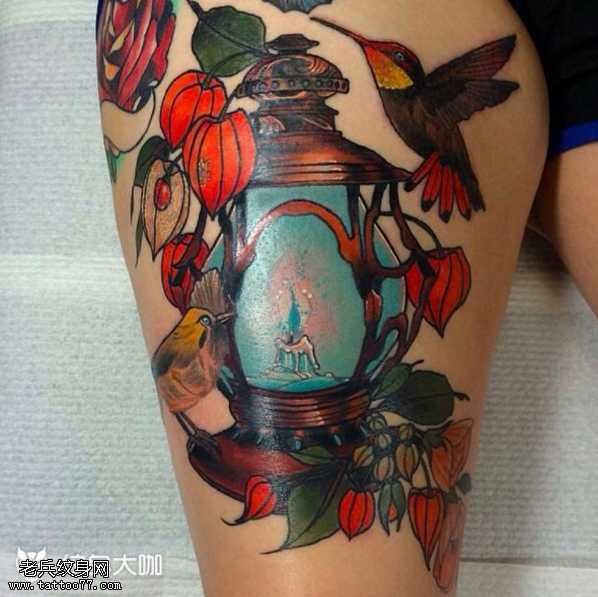 腿部灯笼纹身图案