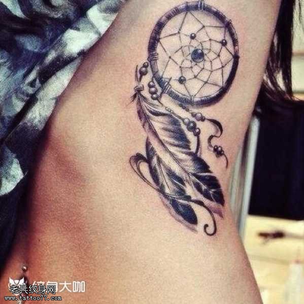 腰部个性捕梦网纹身图案