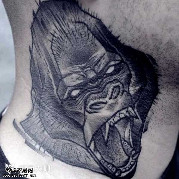 脖子猩猩纹身图案