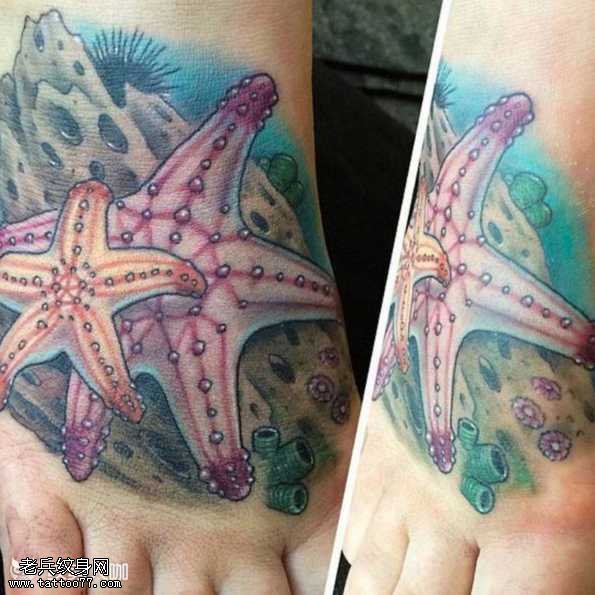 脚部五星纹身图案