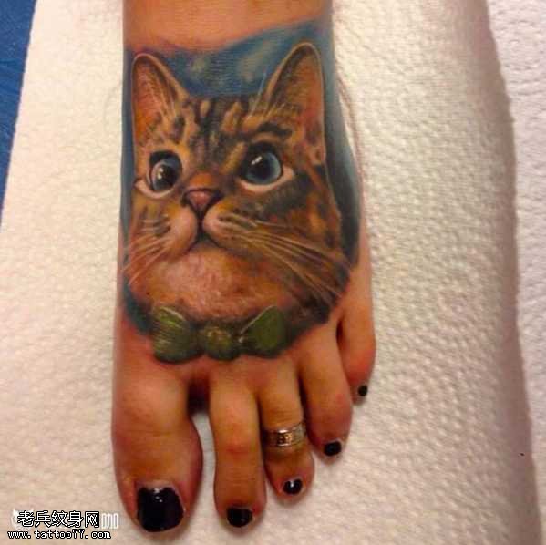 脚部猫咪纹身图案