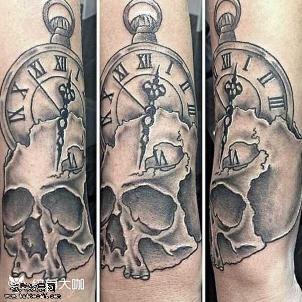 腿部表纹身图案