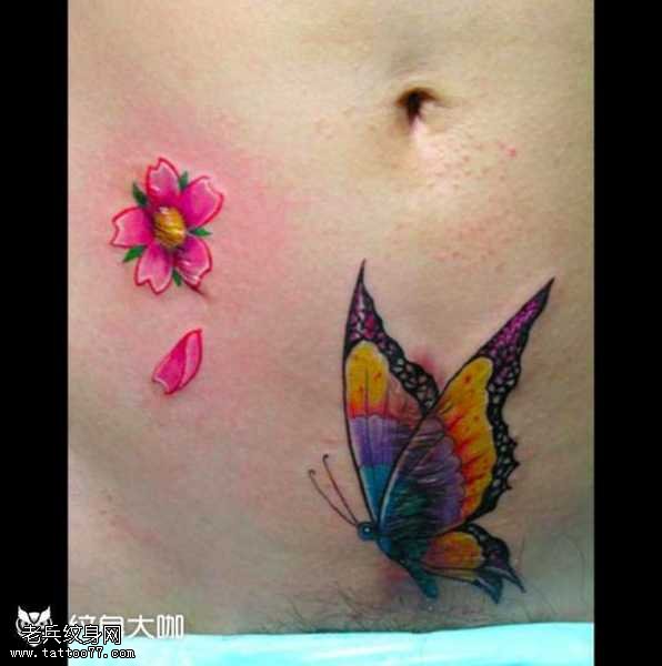 腰部樱花纹身图案