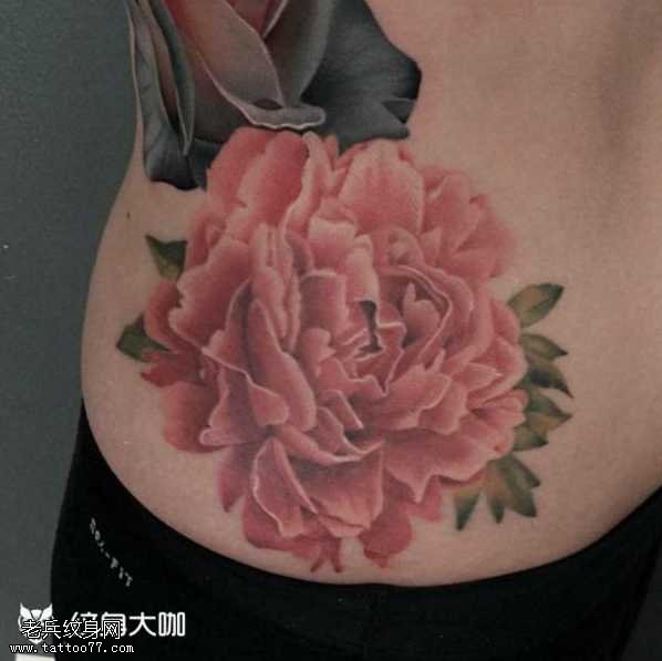 腰部牡丹锁纹身图案