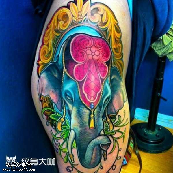 腿部象神纹身图案