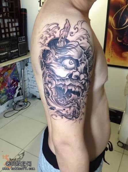 胳膊般若纹身图案