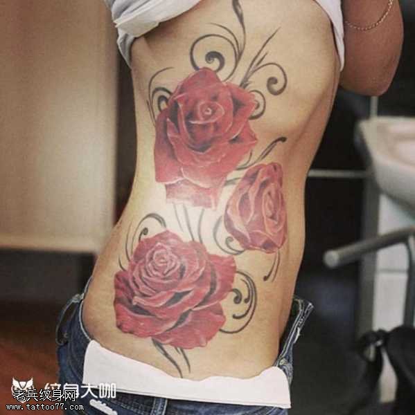 腰部玫瑰纹身图案