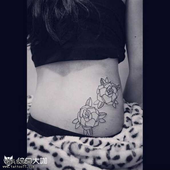 腰部玫瑰纹身图案